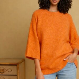 Pull orange manches courtes