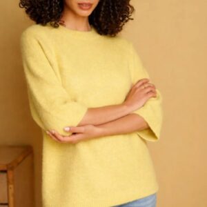 Pull jaune manches courtes