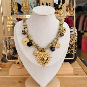 Collier